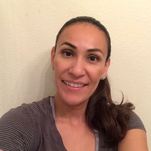 Meet your Posher, Lori